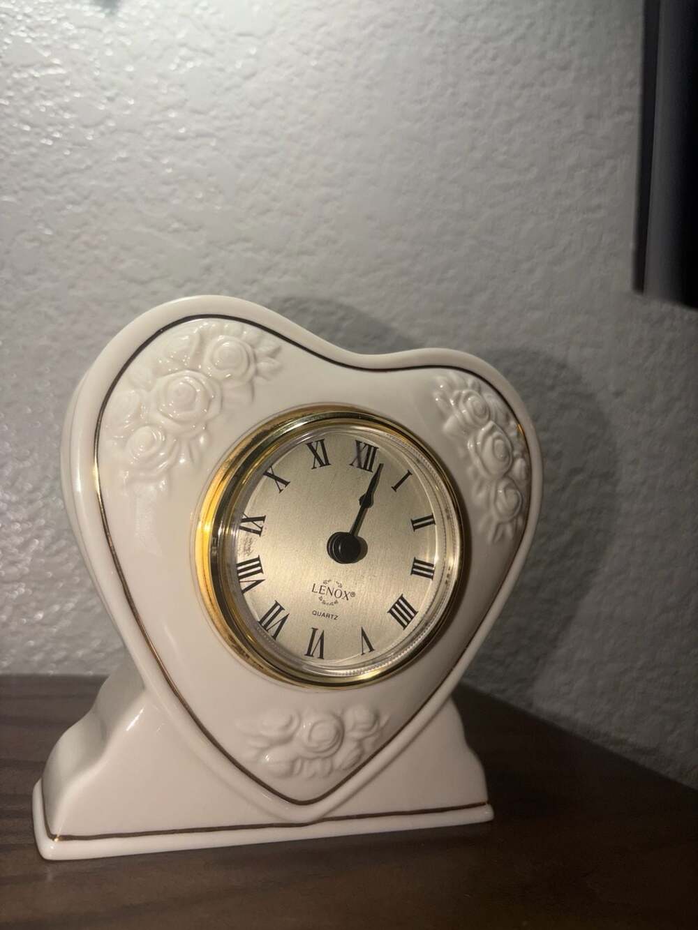 Lenox Heart Mantel Quartz Clock Rosebud Collection White Gold